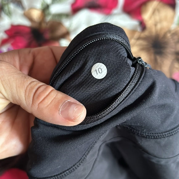 Lululemon Turbo Run Short - Picture 7 of 7